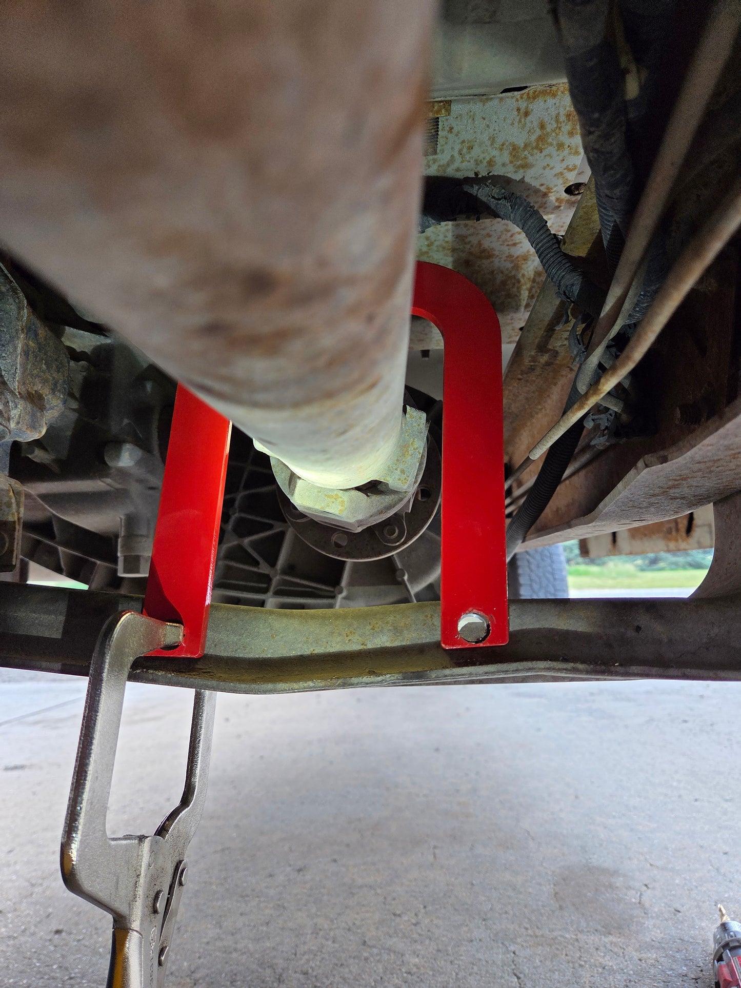 Ford Superduty 1999-2003 Front Driveshaft Hoop